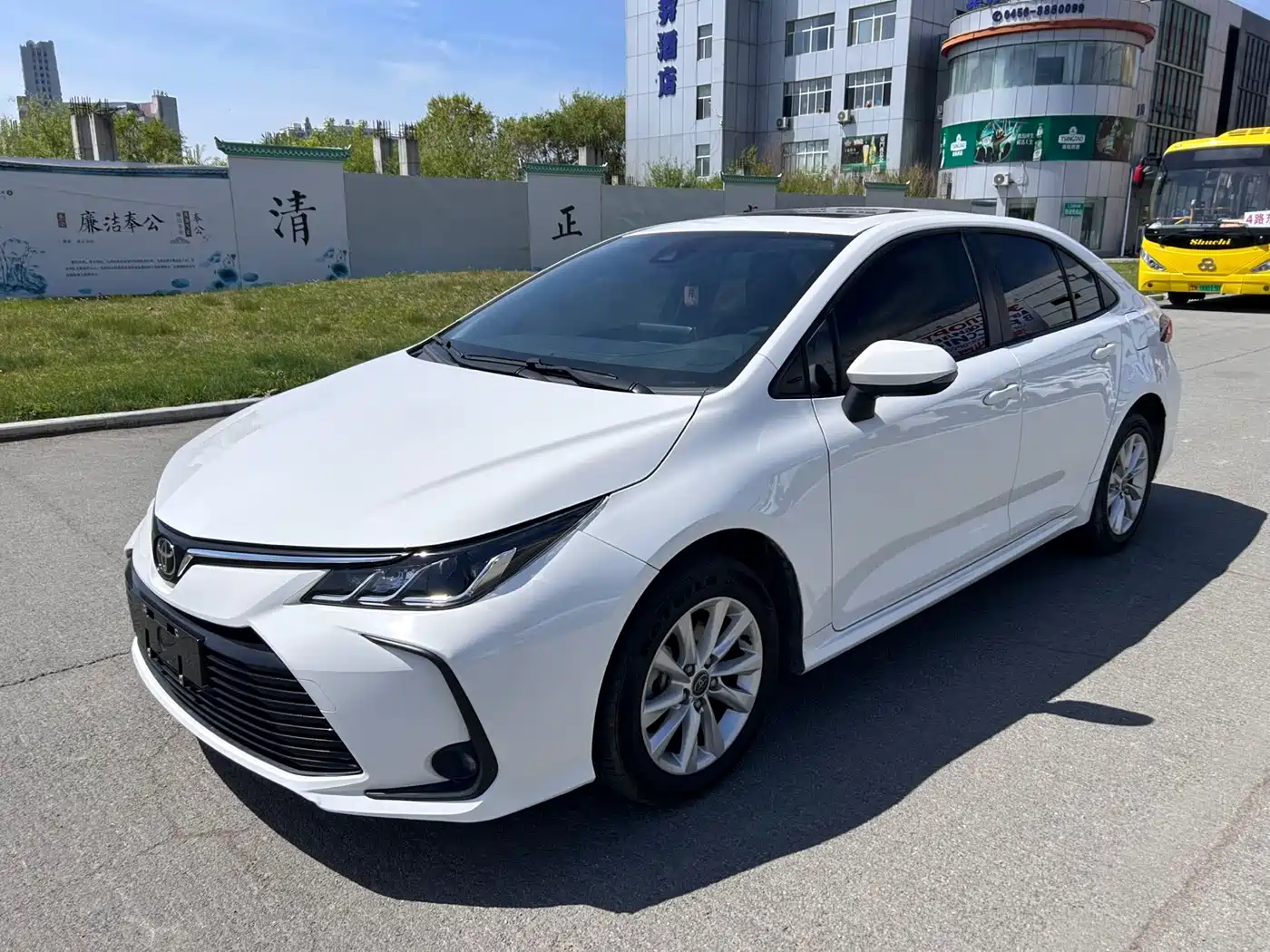Toyota Corolla 2023 1.2T Elite Edition фото 3