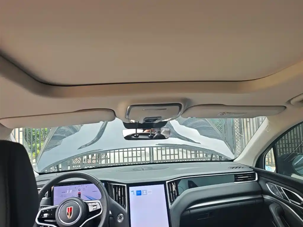 Hongqi HS7 PHEV 2024 2.0T PHEV AWD Qichang Edition 7-seater фото 18