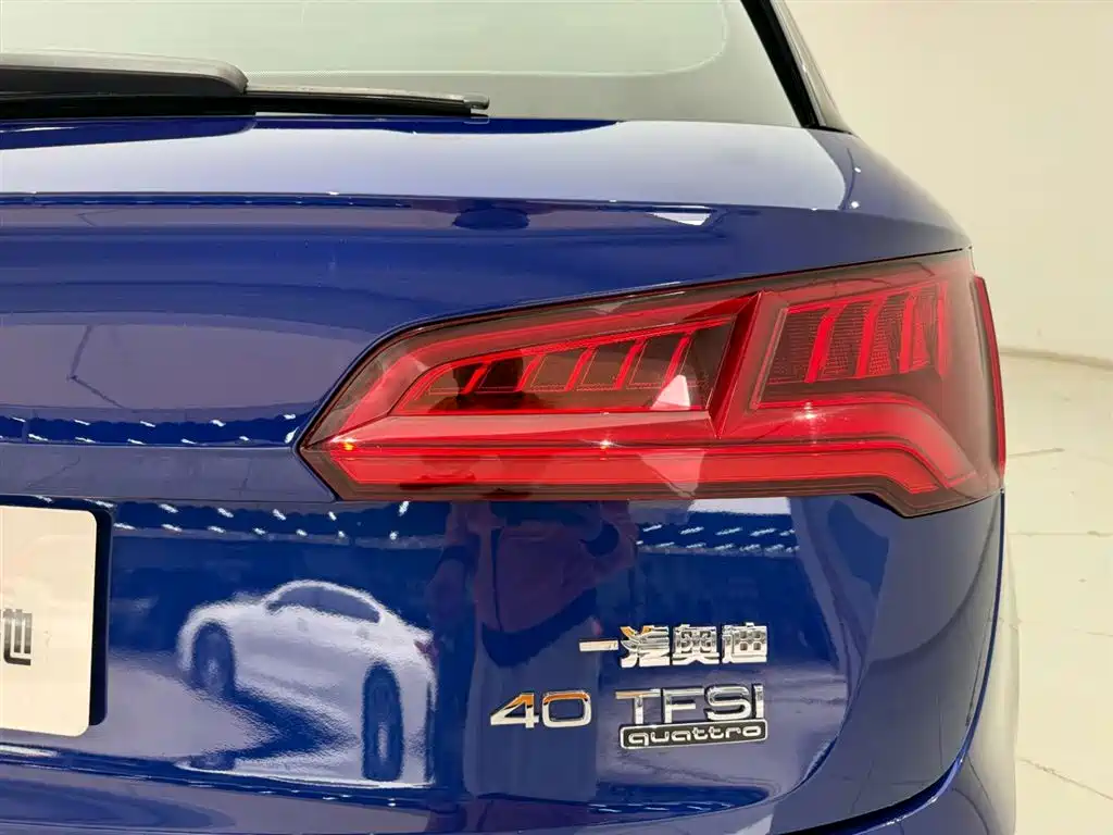 Audi Q5L 2020 Facelift 40 TFSI Honor Fashion фото 10