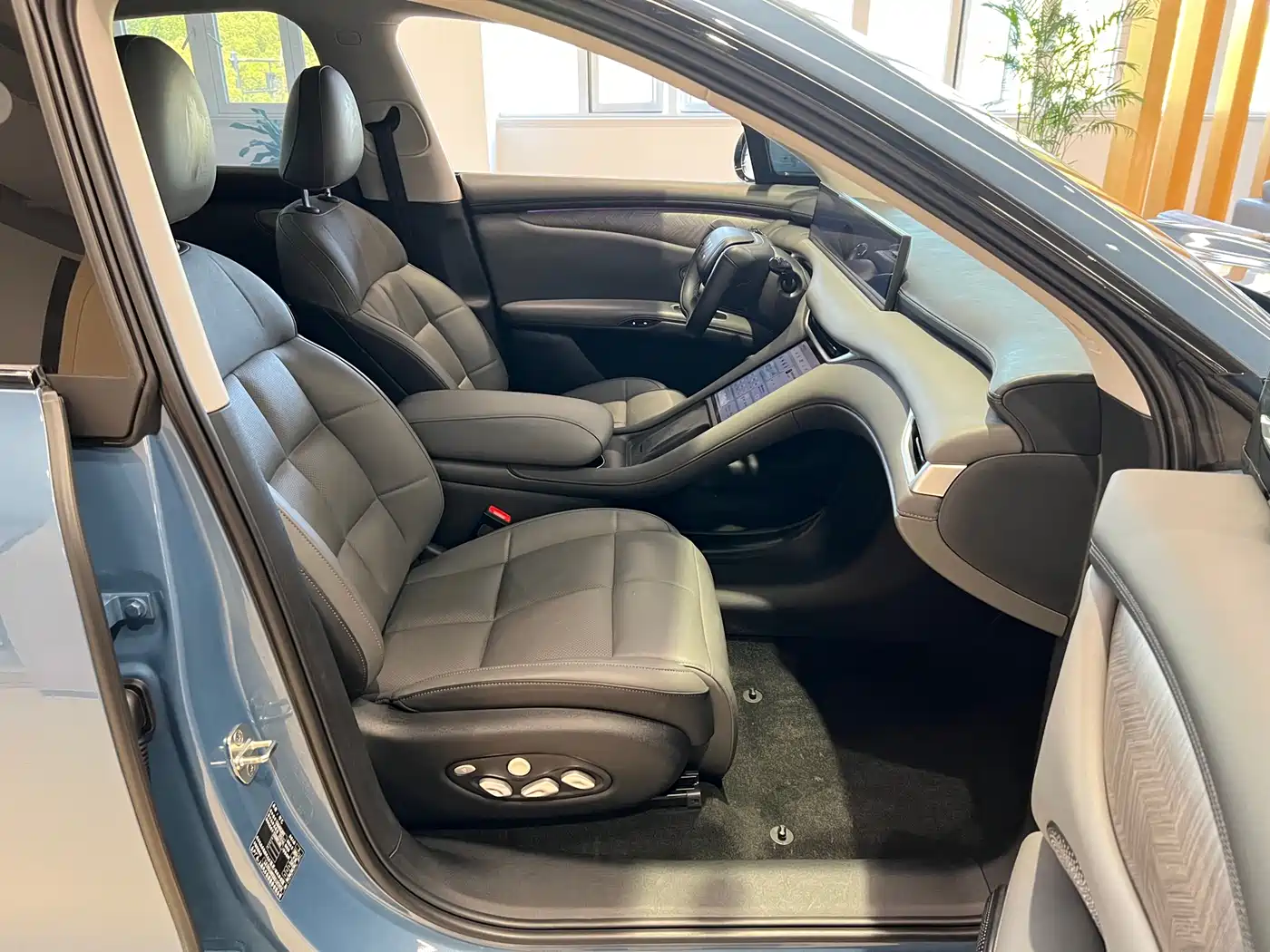 ZHIJI AUTOMOBILE ZHIJI LS6