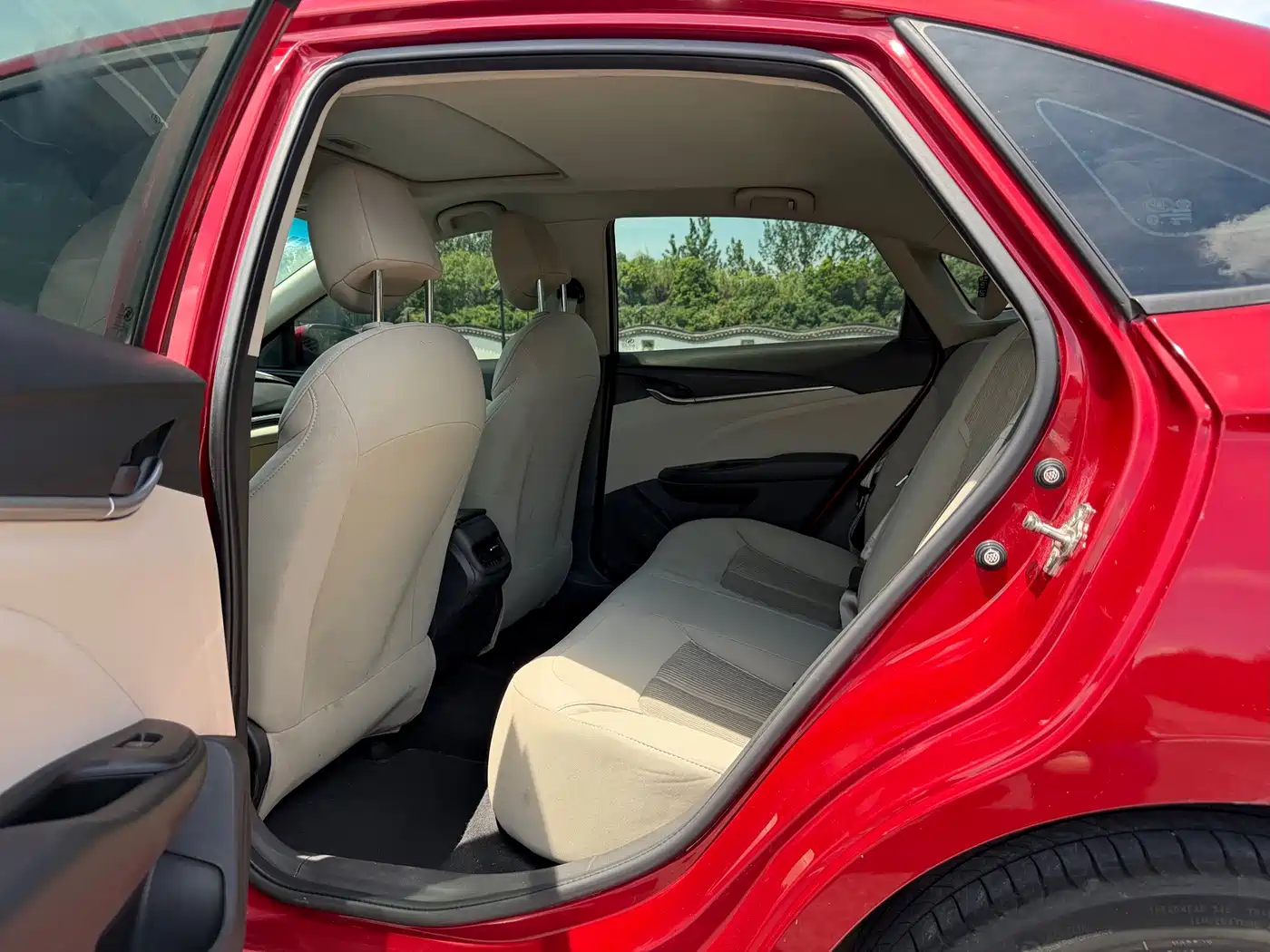 Photo 9 - Buick Excelle