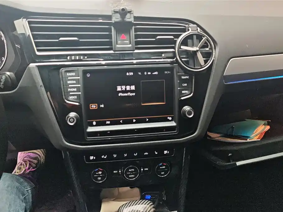 Volkswagen Tiguan L 2017 330TSI Automatic 2WD Luxury Edition фото 13