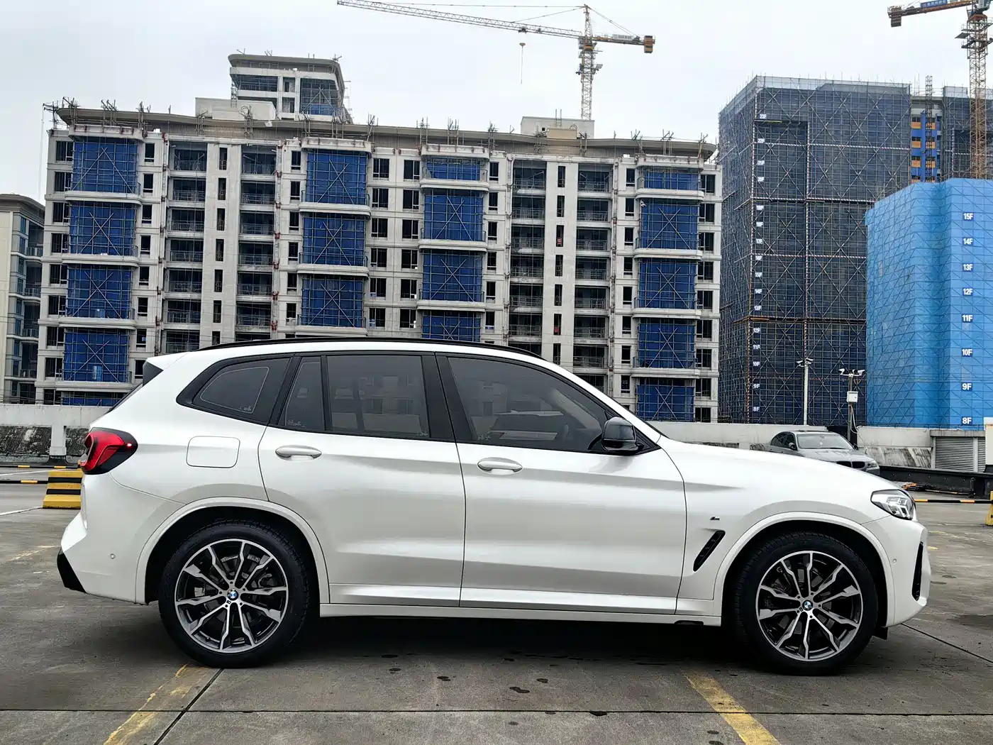 BMW X3 2023 Facelift xDrive30i Leading M Night Package фото 4
