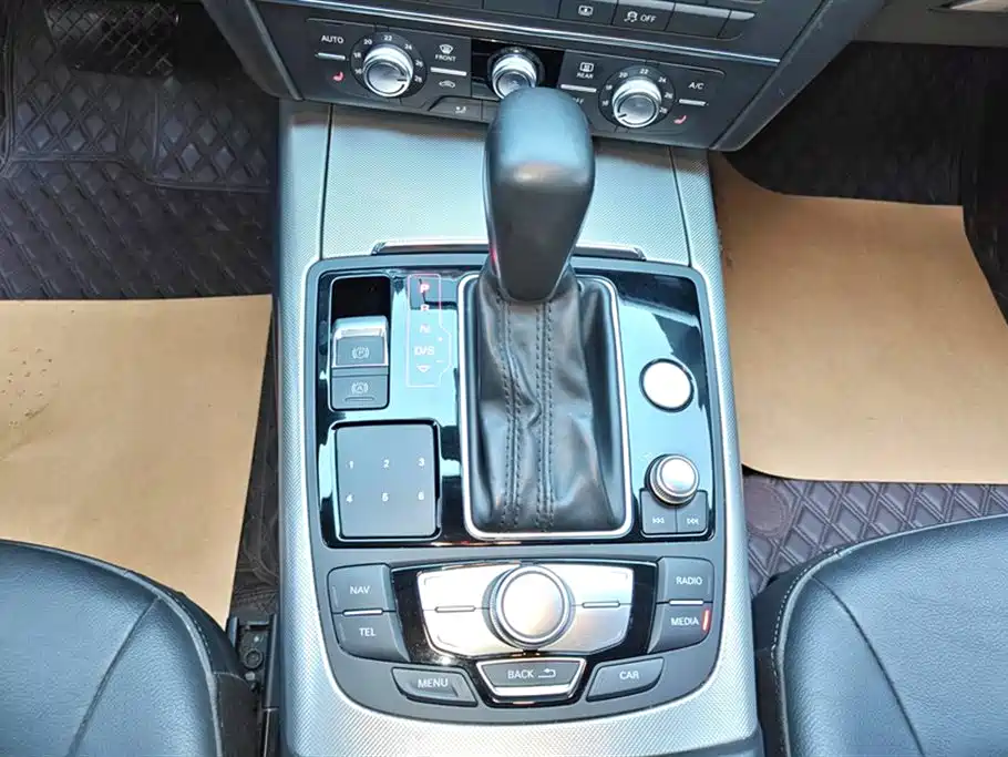 Audi A6L 2018 Model 35 TFSI Collector's Edition фото 16
