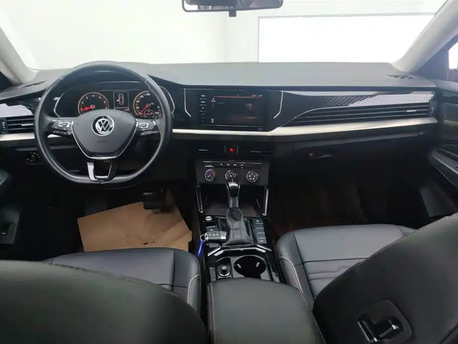 Volkswagen Passat 2021 Model 330TSI Elite Edition фото 12