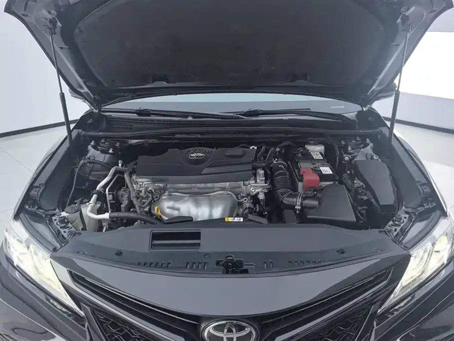 Toyota Camry 2018 2.0S Sport Edition фото 10