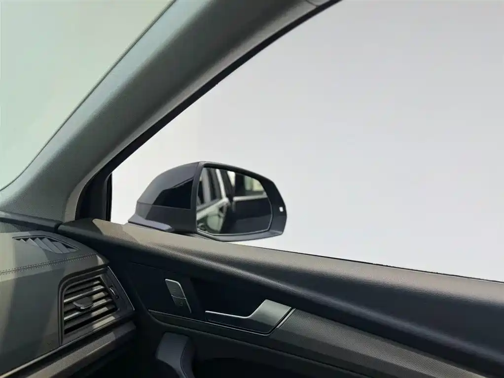 Audi Q5L 2023 40T Fashion Elegance фото 12
