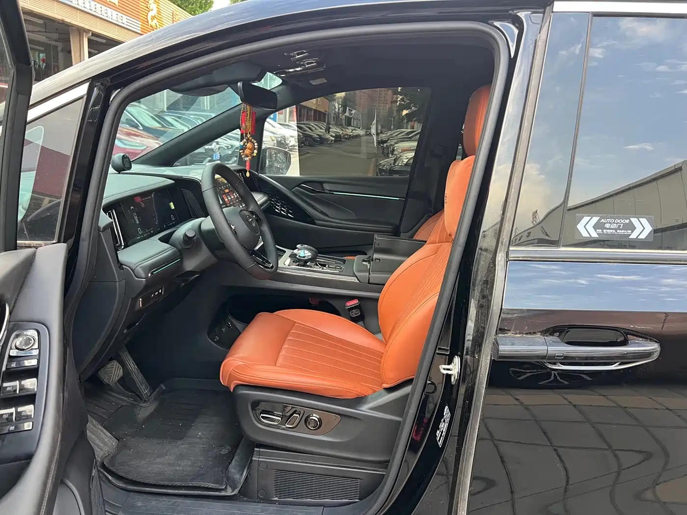 GAC Trumpchi Trumpchi E9 2023 E9 Champion Edition фото 8