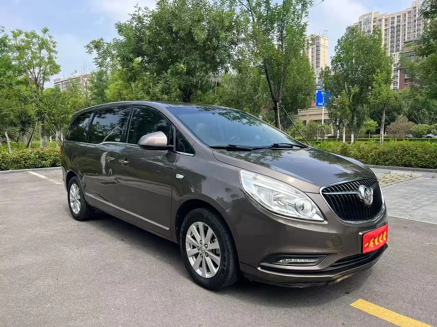 Buick GL8 2017 25S Luxury China V фото 3