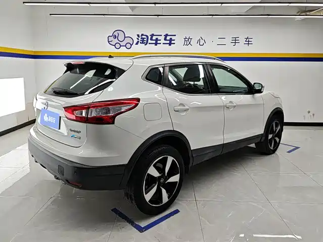 Nissan Qashqai 2017 2.0L CVT Smart Edition (China V) — фото 3
