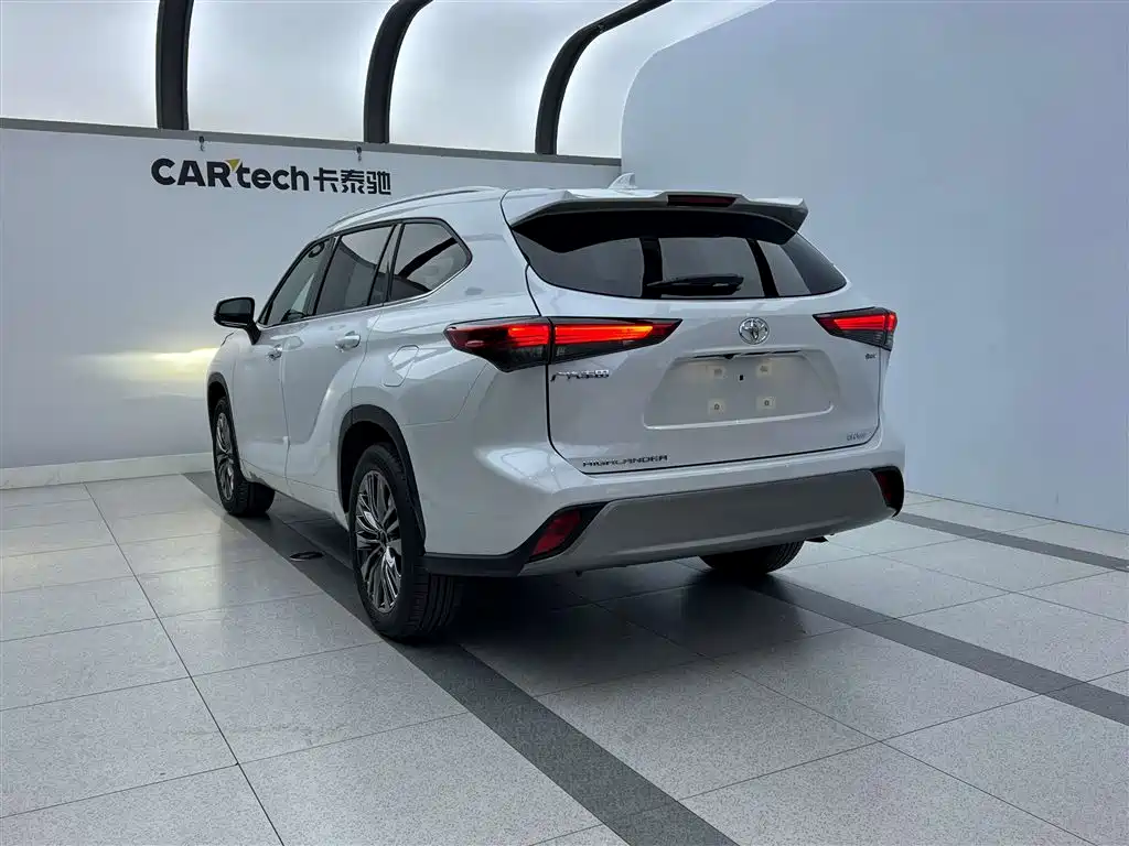 2026 Toyota Highlander
