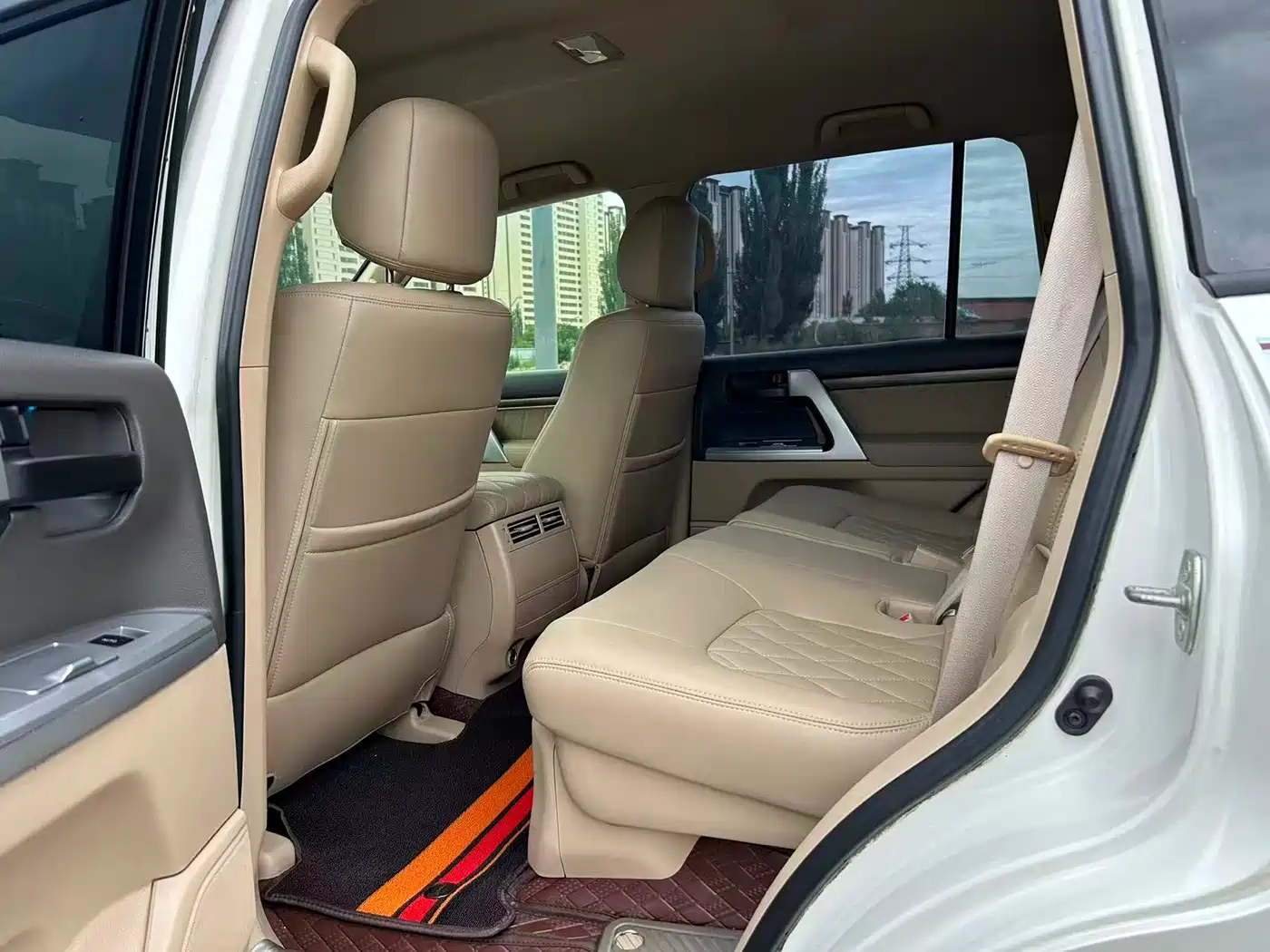 Toyota Land Cruiser (Import) 2015 2015 4.0L V6 Middle East Limited Edition