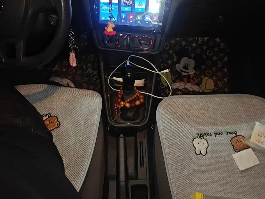 Volkswagen Santana 2021 1.5L Automatic Trend Edition фото 16