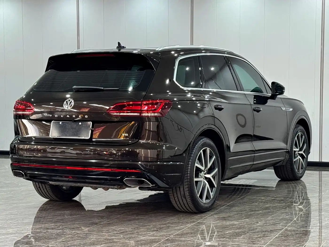 Volkswagen Touareg 2019 3.0TSI Sharp Edge Edition China VI фото 9
