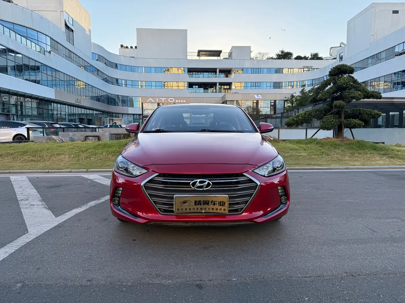 Hyundai Elantra 2016 Model 1.6L Automatic Smart Elite фото 2
