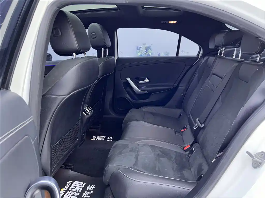 Mercedes-Benz A-Class 2020 Facelift A 200 L Sport Sedan Fashion фото 20