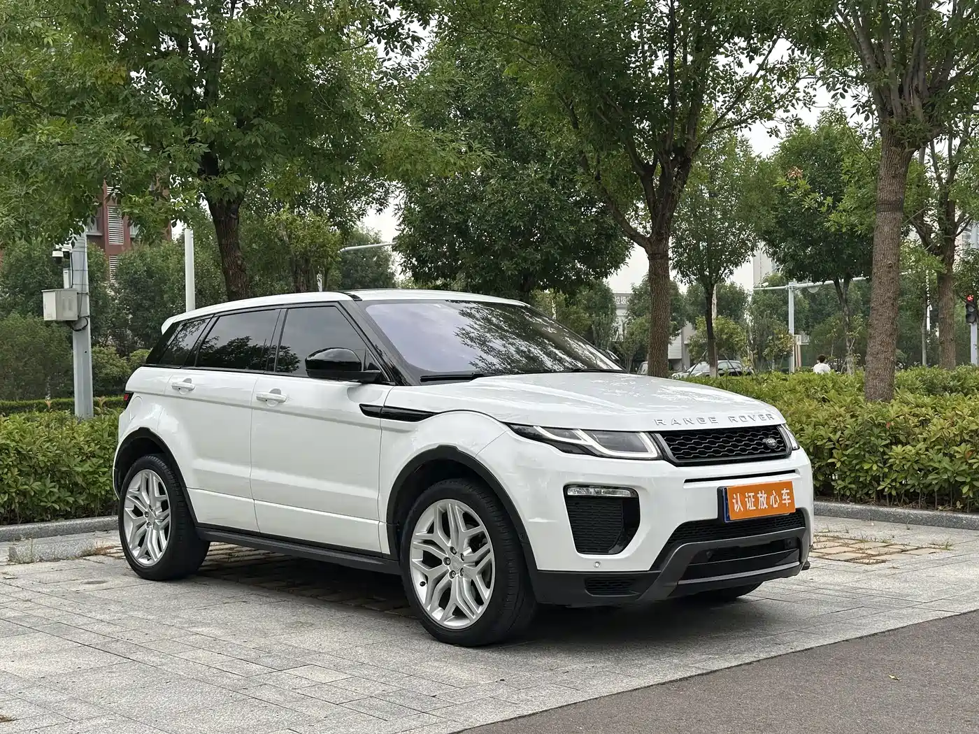 Фото 3 - Land Rover Range Rover Evoque