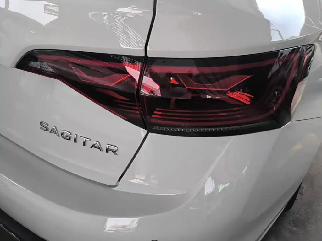 Volkswagen Sagitar 2026 2025 Model Year Facelift 200TSI DSG Soaring Edition