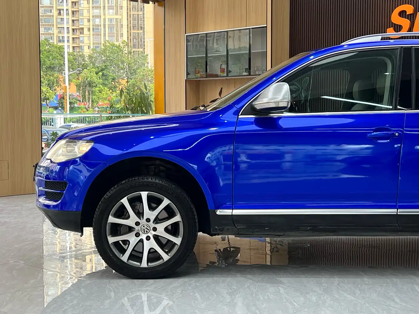 Volkswagen Touareg 2007 4.2L Premium фото 10
