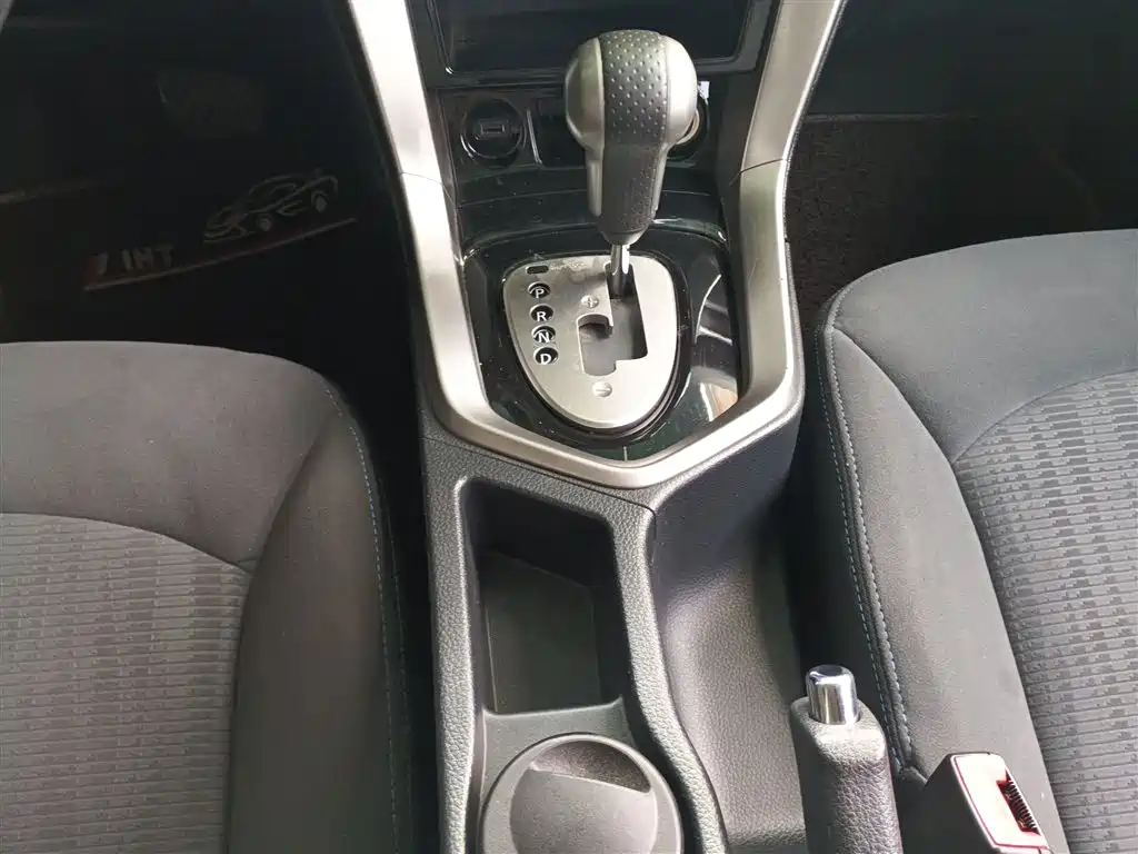 Venucia T70 2017 2016 2.0L CVT Rui Qu Edition