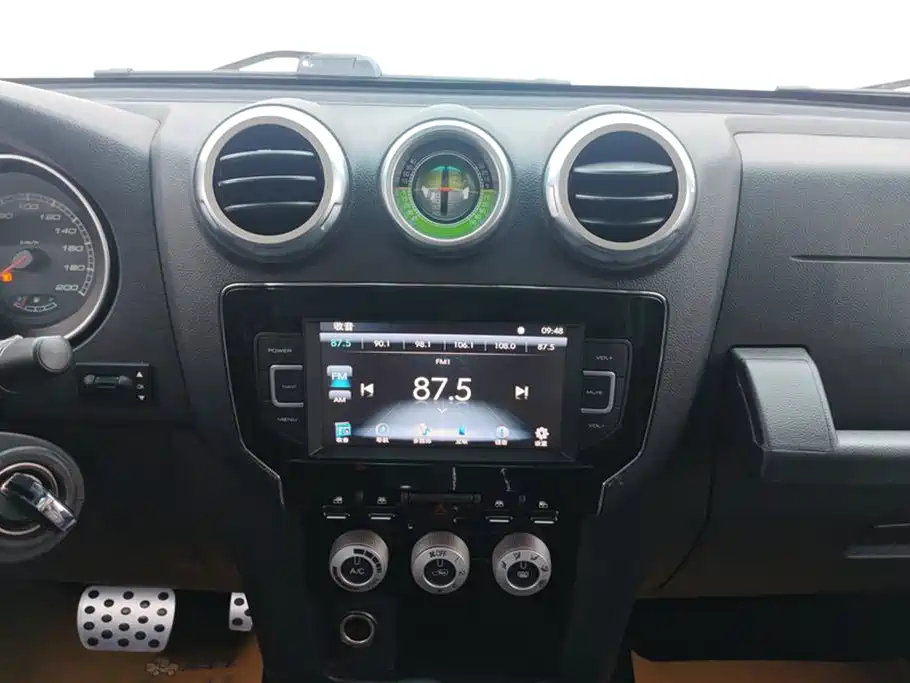 BAIC ORV Beijing Offroad BJ40 2016 Model 40L 2.3T Automatic 4WD Exclusive фото 13