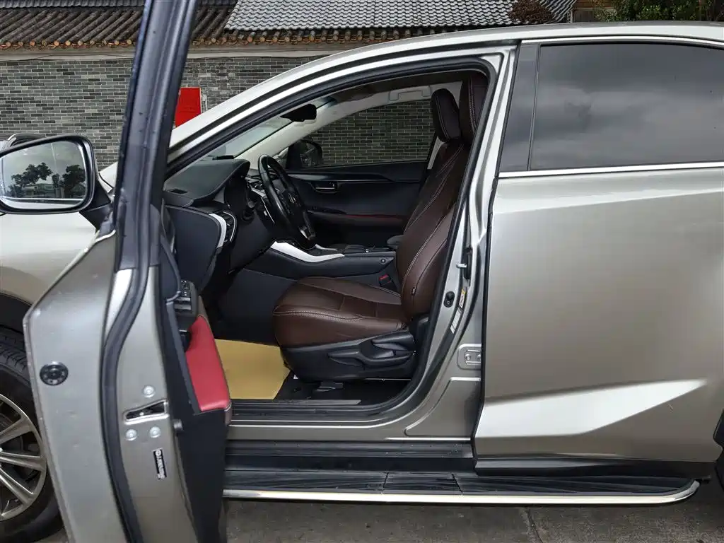Lexus NX 2017 200 FWD Sharp Edition фото 19