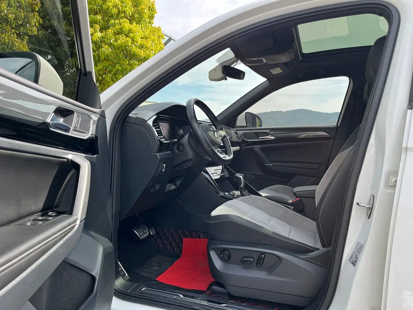 Volkswagen Tayron 2021 380TSI 4WD R-Line Smart Connect фото 4