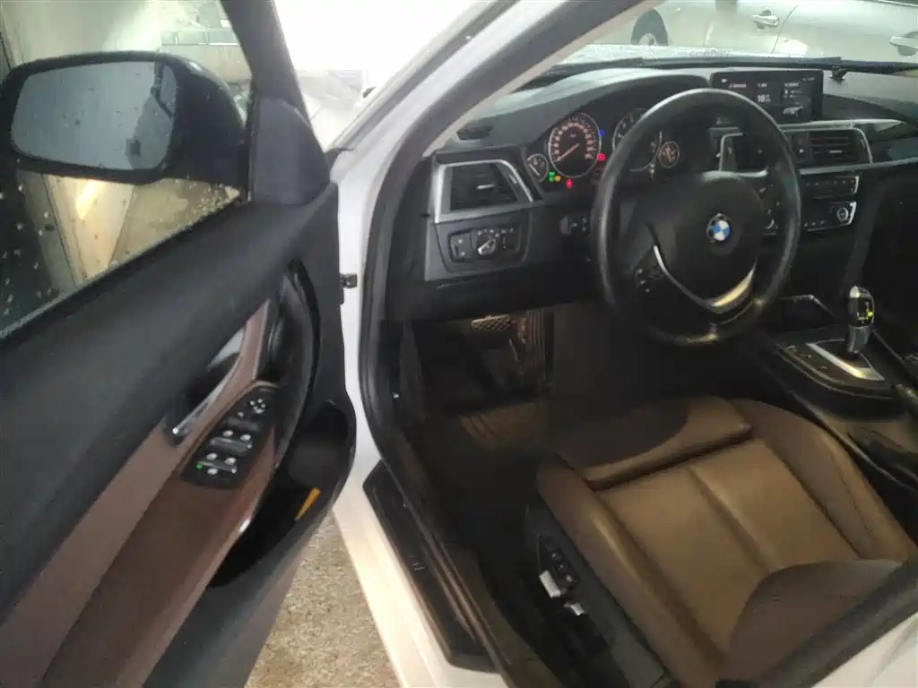 BMW 3 Series 2019 320Li Fashion Type фото 16