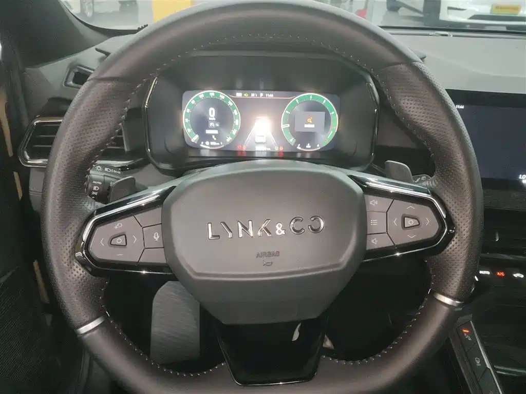Lynk & Co 06 2020 1.5T Power Pro фото 7
