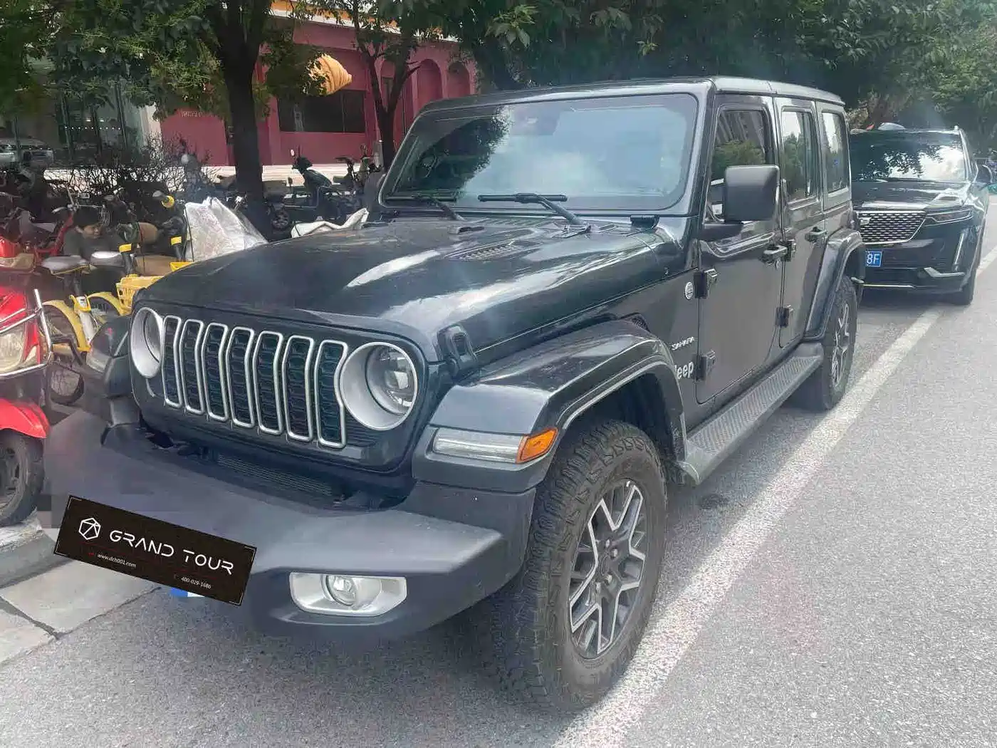 Jeep Wrangler 2025 2024 Model 2.0T Sahara Four-Door Version