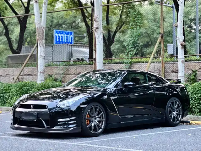  Nissan Nissan GT-R 2015 3.8T Luxury Brown-Red Interior Edition