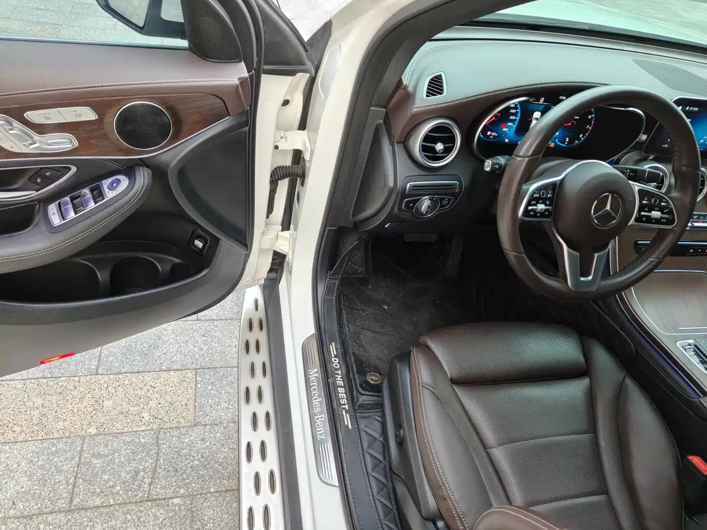 Mercedes-Benz GLC 2020 Facelift GLC 300 L 4MATIC Dynamic фото 10