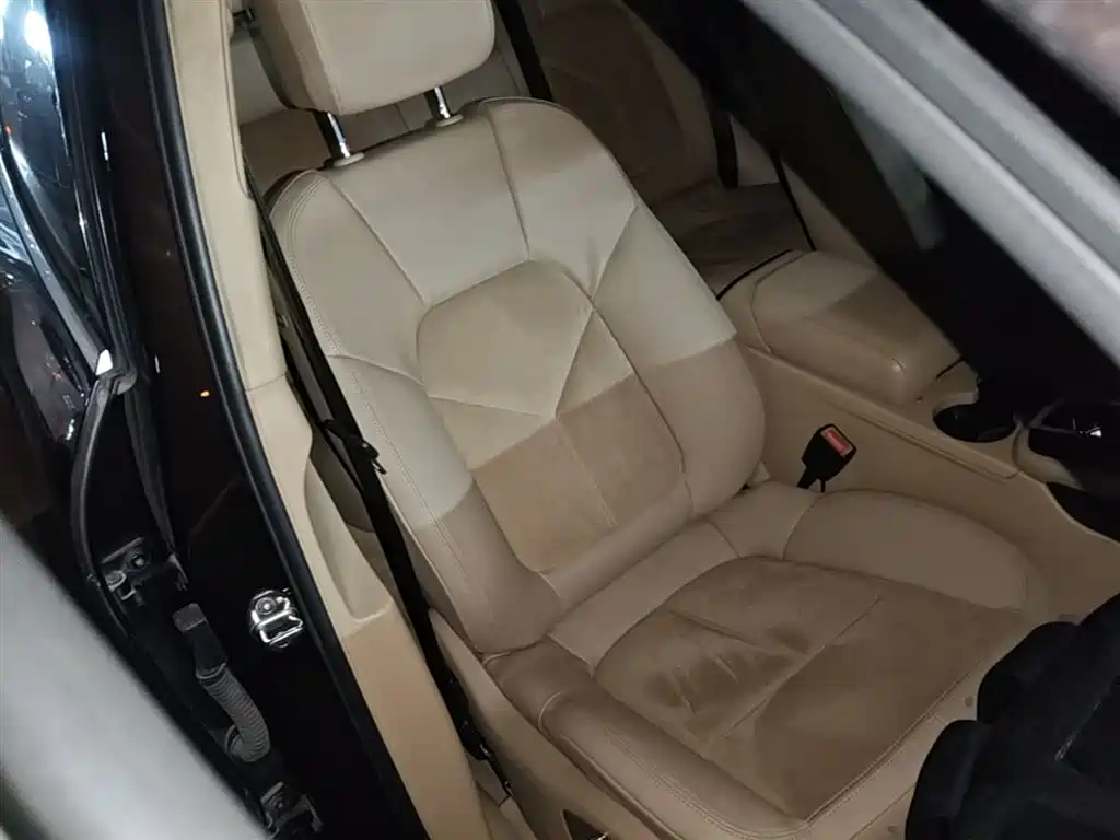 Porsche Macan 2016 Macan 2.0T фото 25