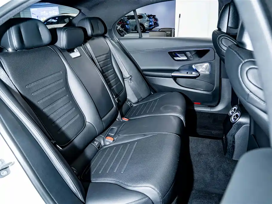 Mercedes-Benz C-Class 2025 C 260 L Night Sport Edition фото 21