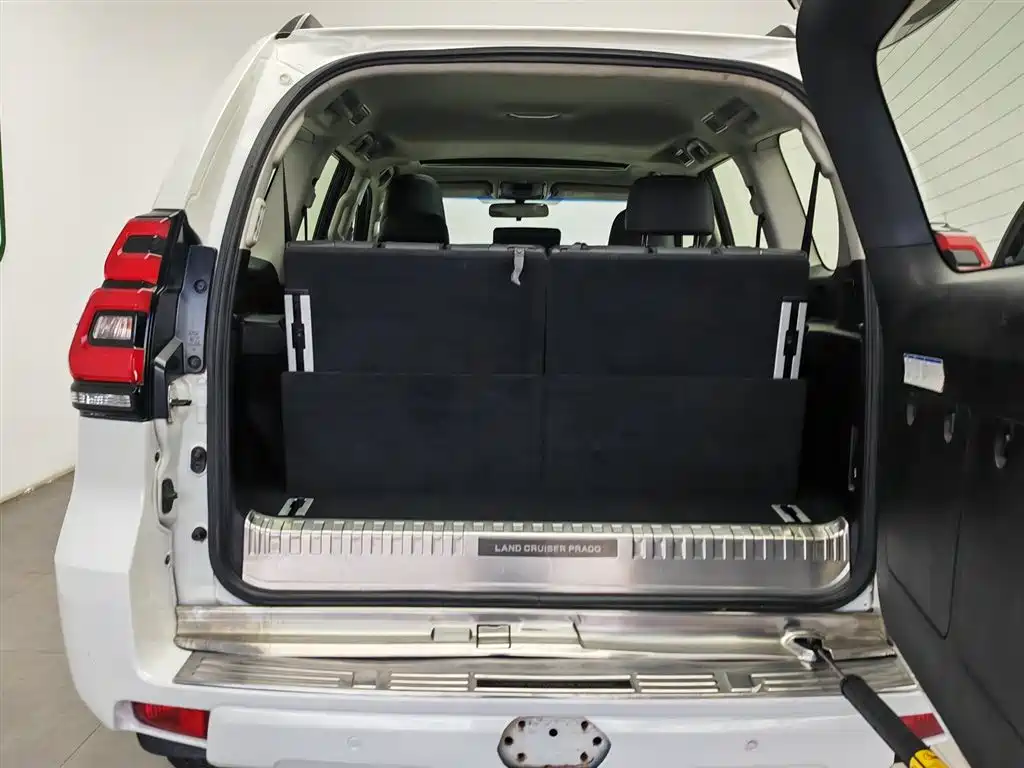 Toyota Prado 2018 3.5L Automatic TX-L Rear-mounted Spare Tire фото 16
