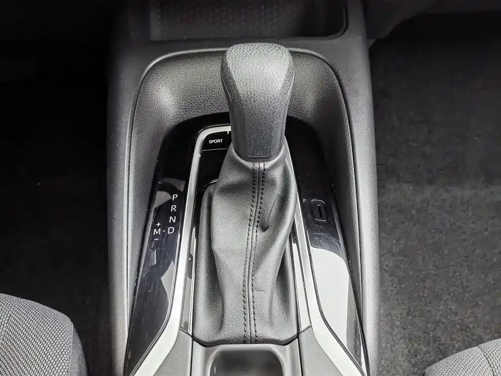 Toyota Corolla 2021 TNGA 1.5L CVT Elite Edition фото 13