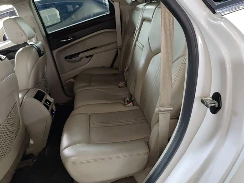 Фото 17 - Cadillac SRX