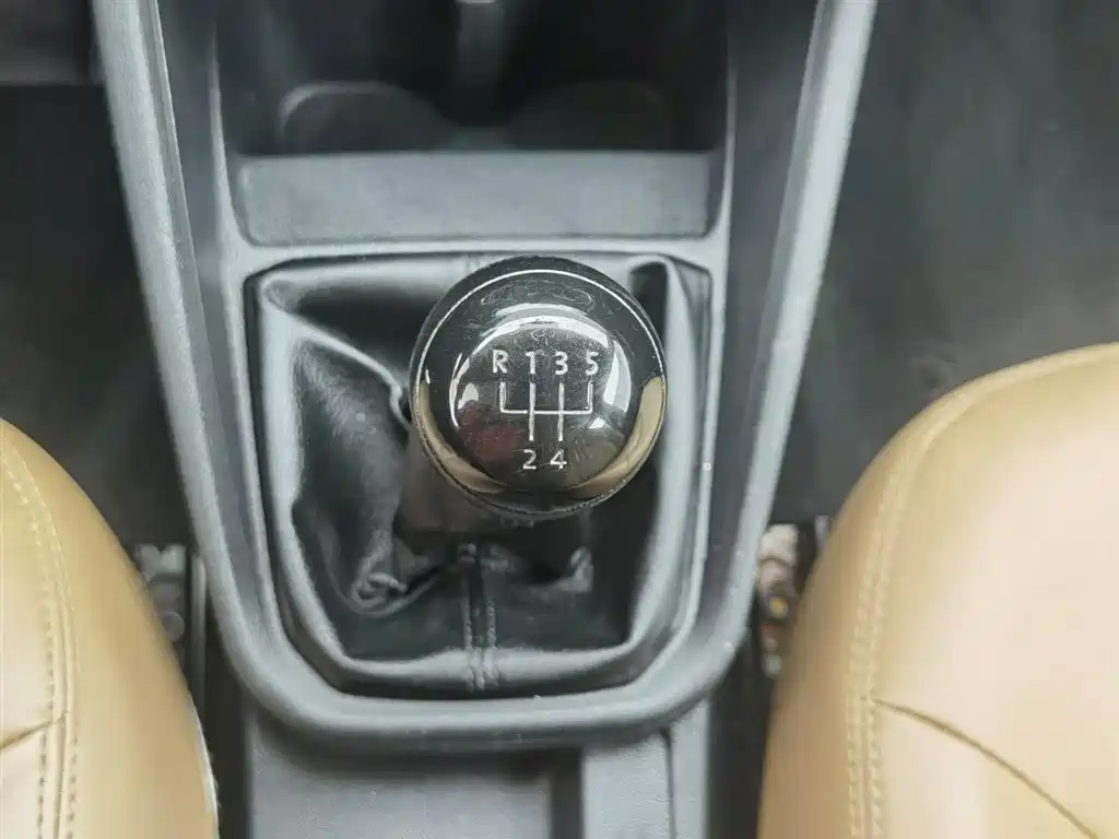 Volkswagen Santana 2017 Gran Santana 1.6L Manual Trendline фото 13