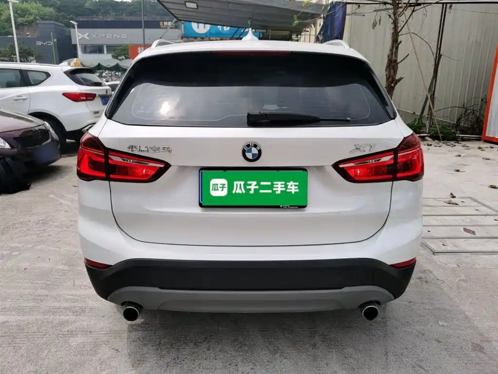BMW X1 2018 sDrive20Li Leading Model фото 4
