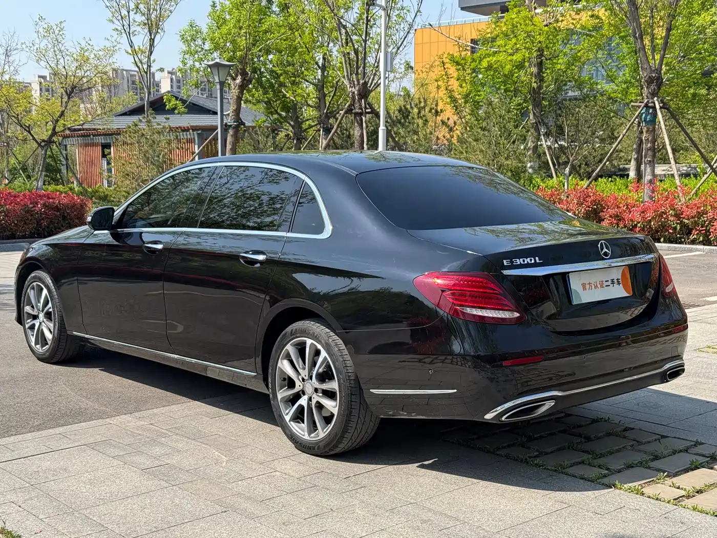 Mercedes-Benz E-Class 2016 E 300 L Fashion Type фото 4