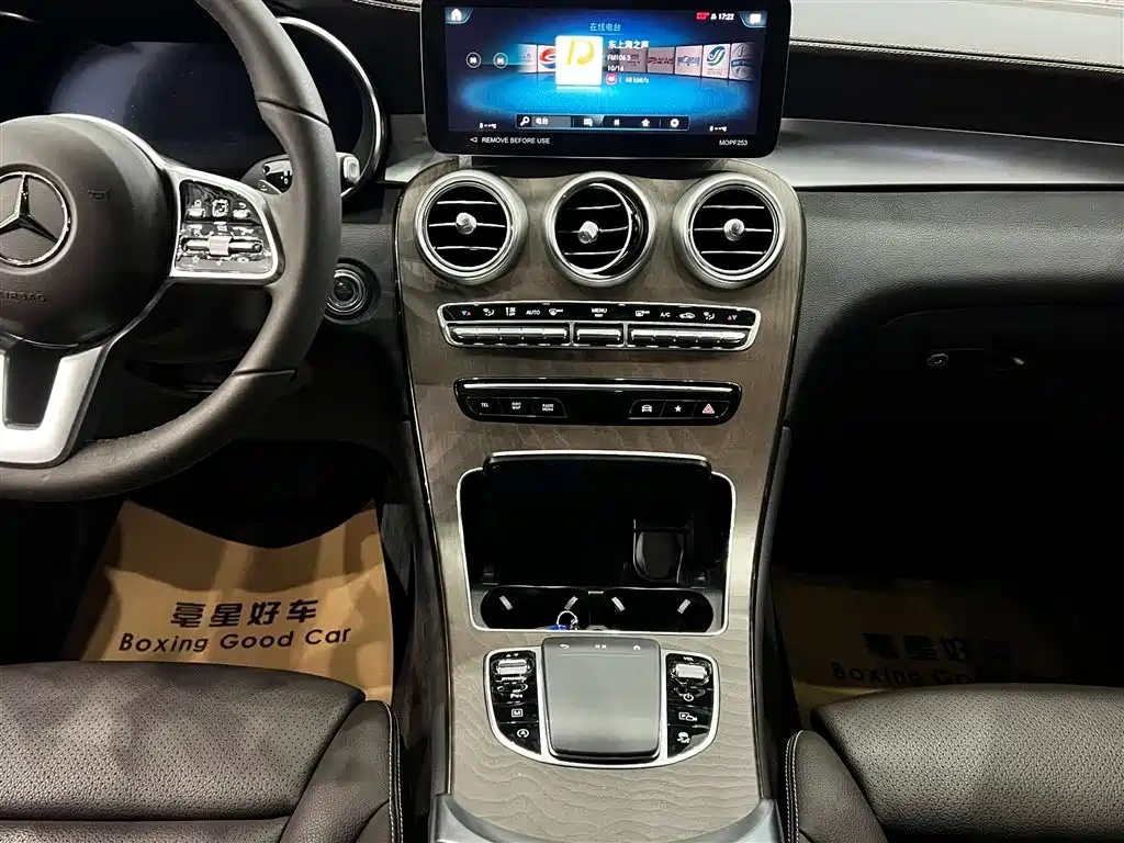 Mercedes-Benz GLC 2022 Facelift GLC 300 L 4MATIC Dynamic Collector's Edition фото 24