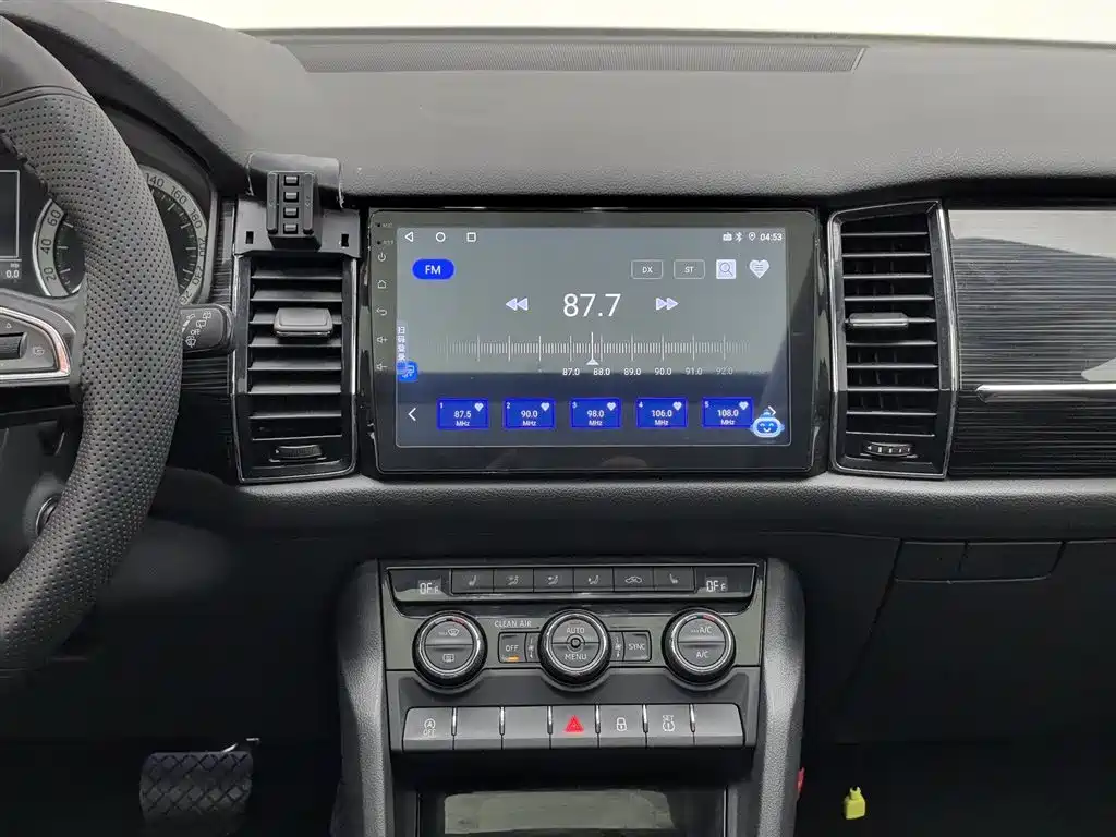 Škoda Kodiaq 2018 TSI330 5-seat FWD Luxury Premium фото 12