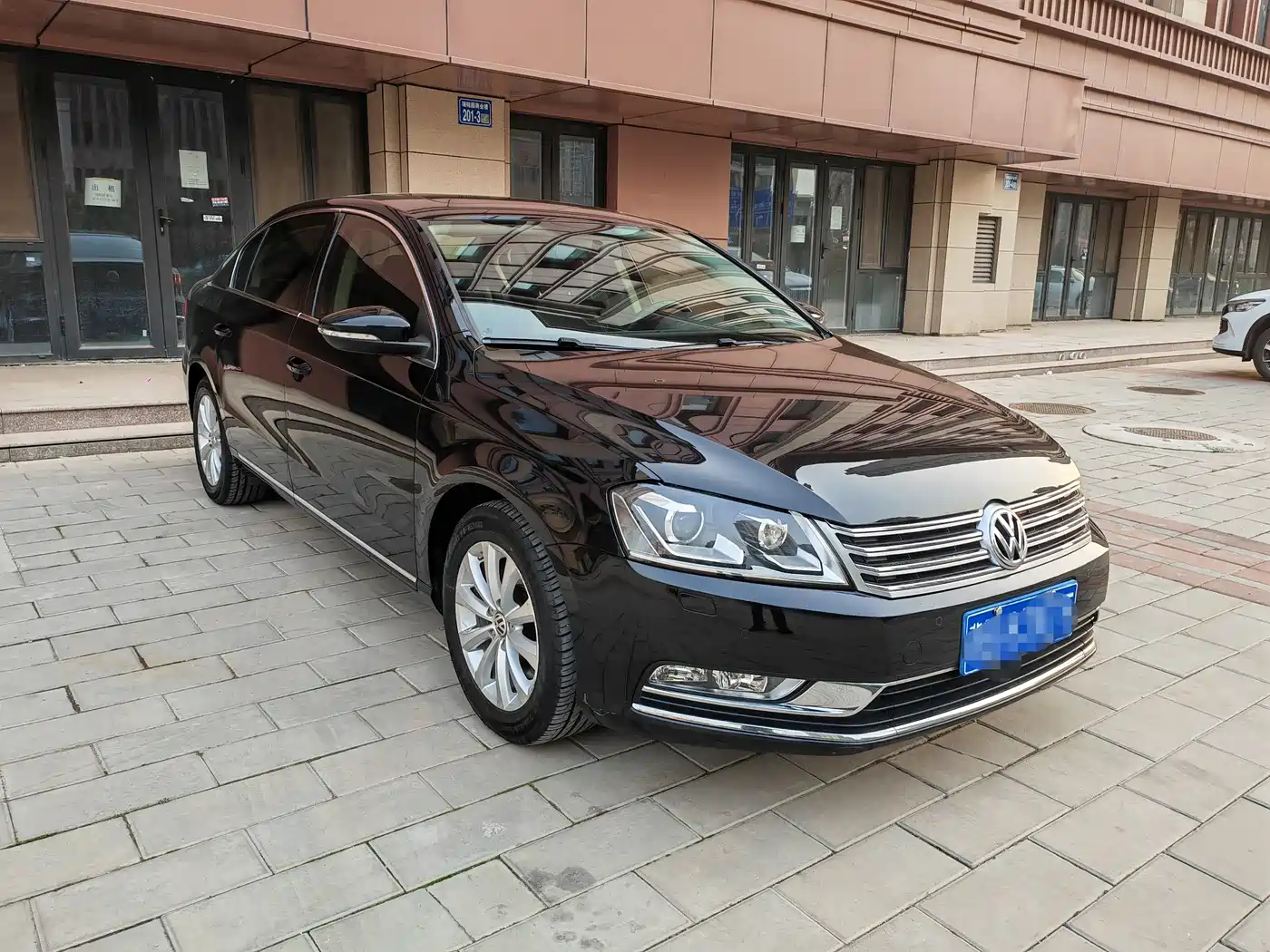 Volkswagen Magotan 2015 1.8TSI Luxury фото 3