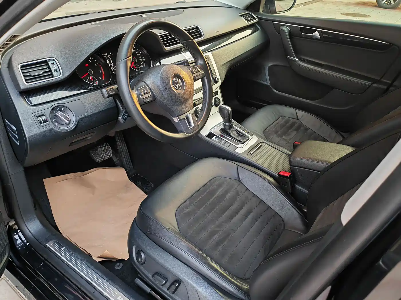 Volkswagen Magotan 2015 1.8TSI Luxury фото 9