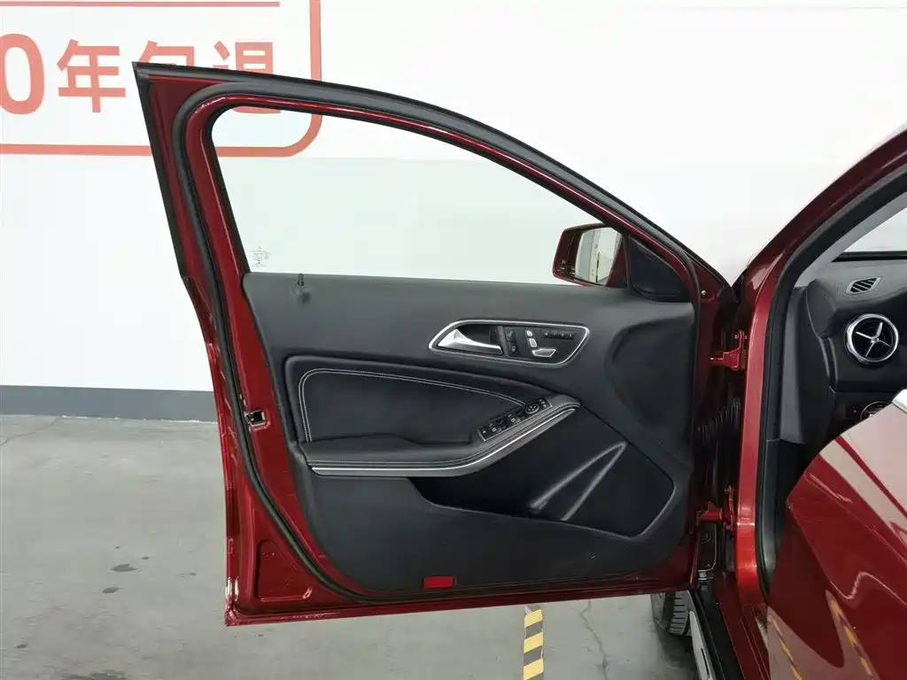 Mercedes-Benz GLA 2019 GLA 200 Fashion фото 8