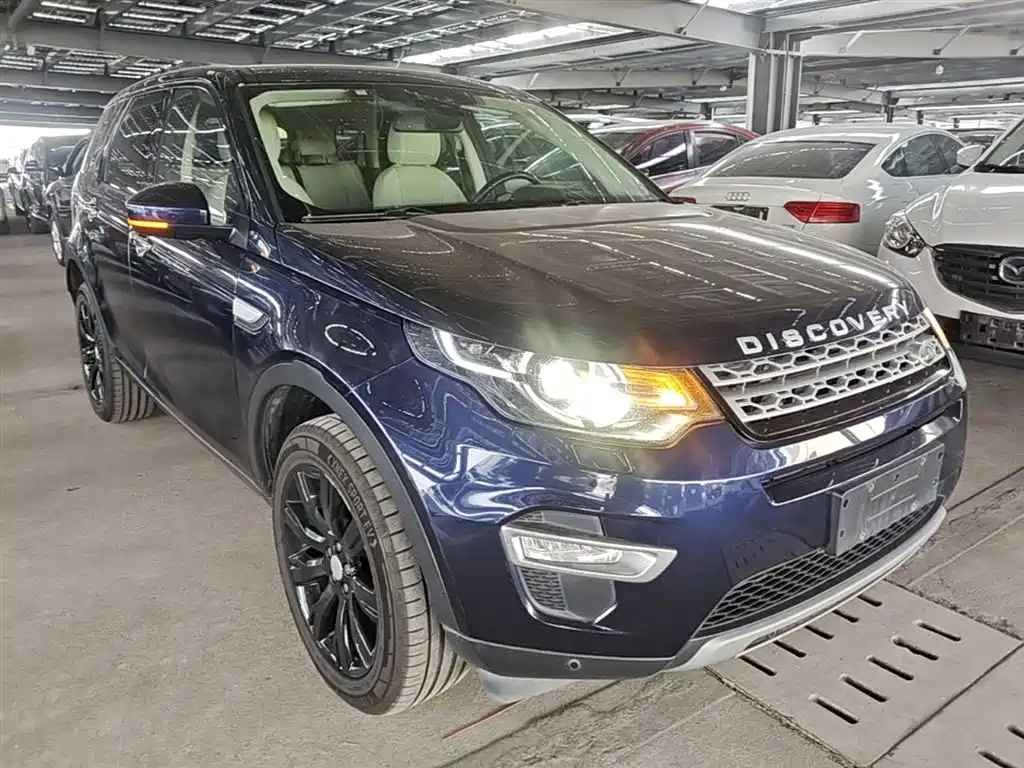 Land Rover Discovery Sport (Import) 2015 2.0T HSE Luxury фото 4