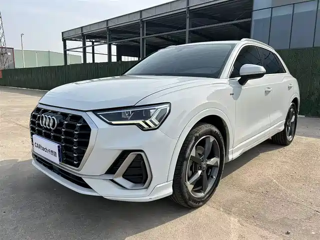 Audi Q3 2019 40 TFSI Fashion Dynamic
