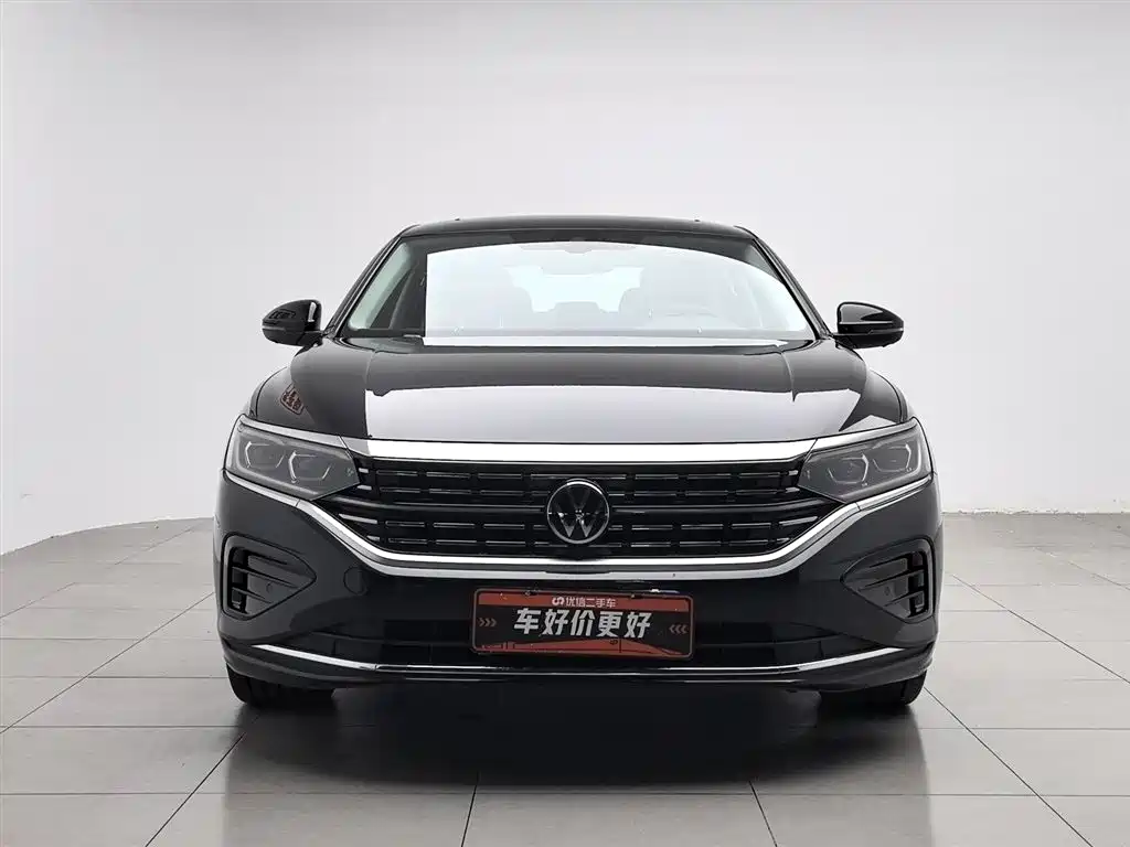Volkswagen Passat 2023 Facelift 330TSI Luxury Edition фото 3
