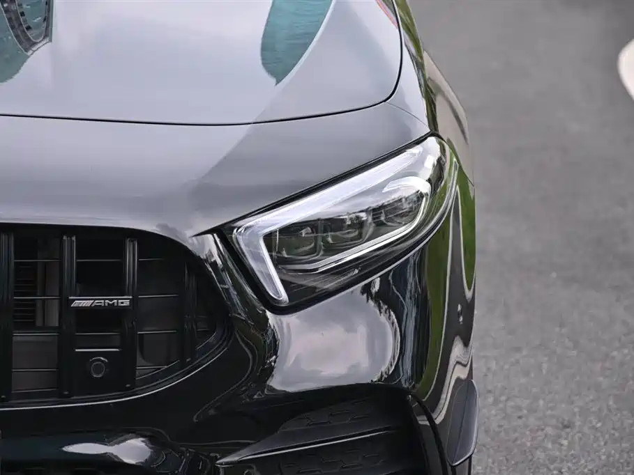 Mercedes-Benz A-Class AMG 2023 Model Year AMG A 35 L 4MATIC фото 14
