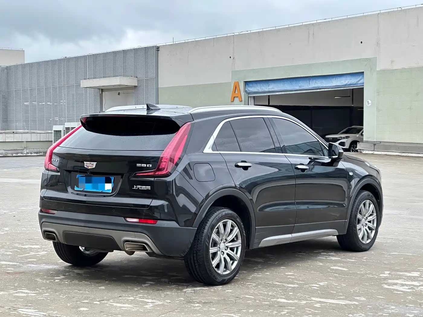 CADILLAC XT4